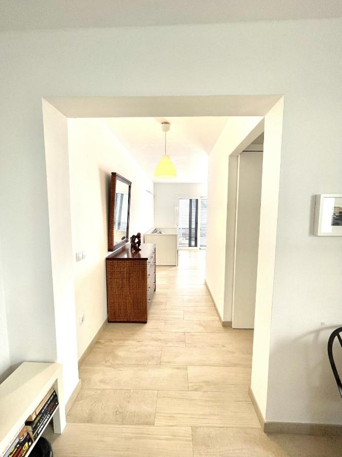 Casahost Townhouse Lise Villa ปูแอร์โตเดลคาร์เมน ภายนอก รูปภาพ